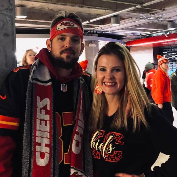 Meet your Posher, Chris - Picture 1 of 1